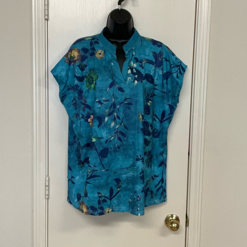Pink Daisy Blouse with Mandarin Collar